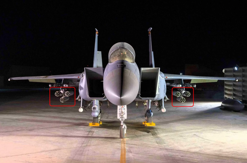 Мощь F-15E Strike Eagle: Шесть ракетных блоков APKWS II на борту