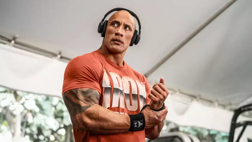 Дуэйн «Скала» Джонсон, JBL и Under Armour представили спортивные наушники с шумоподавлением и автономностью до 45 часов