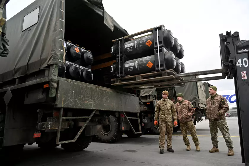 Ракеты для HIMARS, снаряды для артиллерии 155 мм и бронированные автомобили HMMWV: США готовят новый пакет военной помощи для Украины на сумму $275 000 000