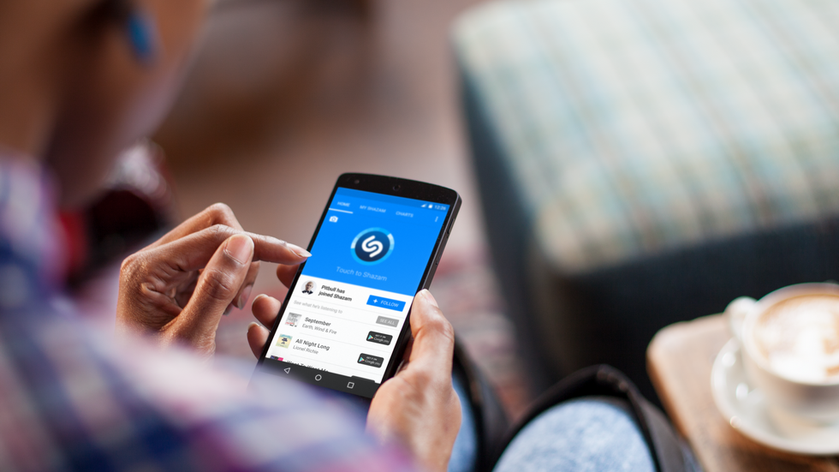 Apple хочет купить Shazam
