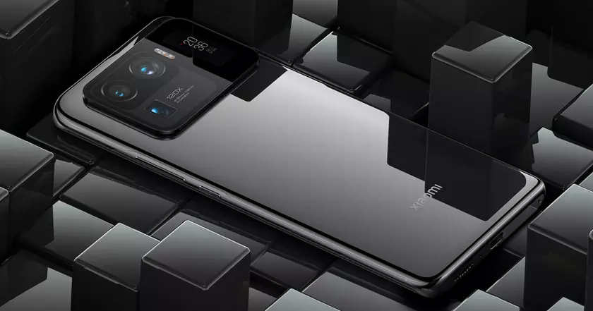 200 Мп, две по 50 Мп и 10x зум – стали известны характеристики камеры Xiaomi 12 Ultra
