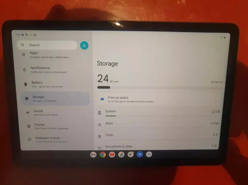 Инсайдер показал фотографии планшета Google Pixel Tablet и док-станции со встроенной колонкой