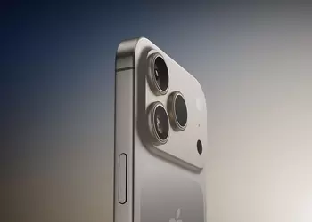 Protective film in hand an insider has revealed the aspect ratio of all iPhone 17 models