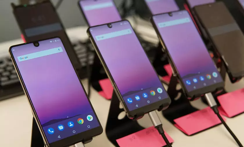 Essential отменила выпуск нового смартфона. Энди Рубин ищет инвесторов