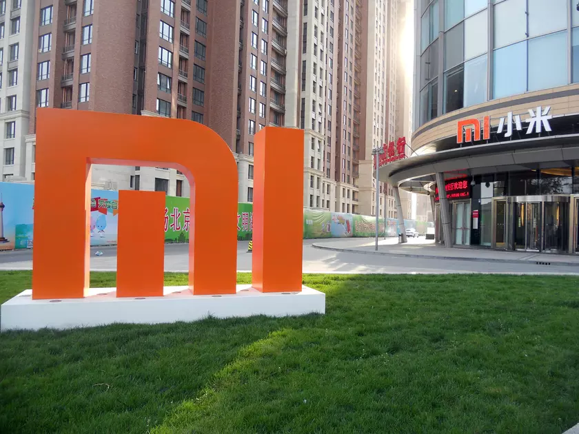 Администрация Дональда Трампа наложила санкции на Xiaomi, но проблем, как у Huawei ждать не стоит