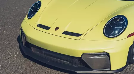 Porsche 911 не стане електрокаром: чому в Цуффенгаузені не поспішають викидати поршні