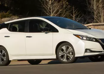 Список Nissan Leaf с потенциально проблемными батареями достиг 40 тысяч экземпляров