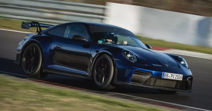 Новый Porsche 911 GT3 с пакетом Weissach: ручное вождение на Нордшляйфе
