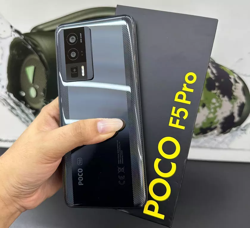 В интернете появилось видео с распаковкой POCO F5 Pro: смартфон с экраном на 120 Гц, чипом Snapdragon 8+ Gen 1 и камерой на 64 МП
