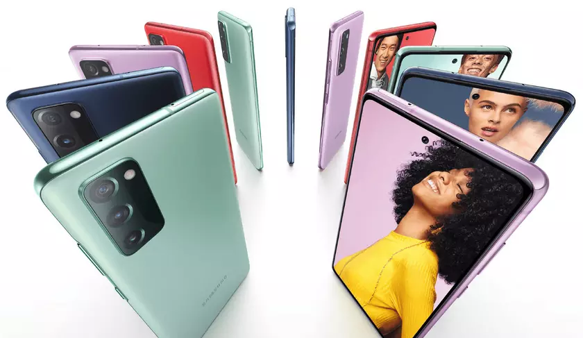 Samsung Galaxy S20 FE стал первым Android-смартфоном, который начал получать августовское обновление безопасности Google