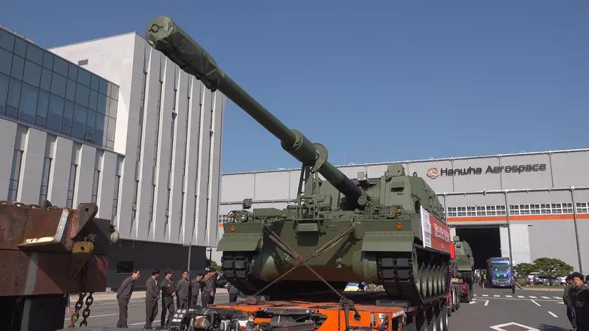 Hanwha отправила в Польшу ещё одну партию самоходных гаубиц K9A1 Thunder по многомиллиардному контракту