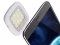 post_big/ali-0217-06_selfie-camera-flash.jpg