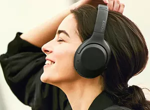 Sony WH-XB900N