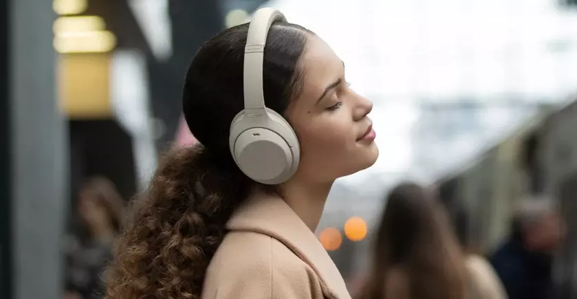 Подробный обзор: наушники WH-1000XM4 от Sony – стоит ли обновляться?