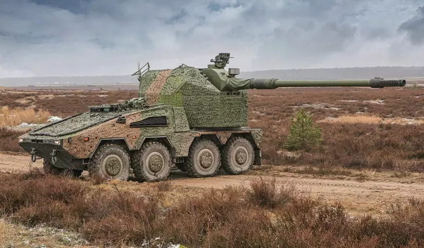 Kraus-Maffei Wegmann начала производство колёсных САУ Boxer RCH-155 с башней от PzH 2000 для ВСУ
