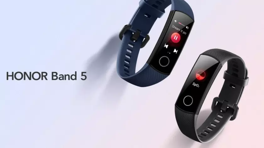 В Украине стартовали продажи фитнес-трекера Honor Band 5: влагозащита, датчик ЧСС и сенсор уровня кислорода в крови за 899 грн