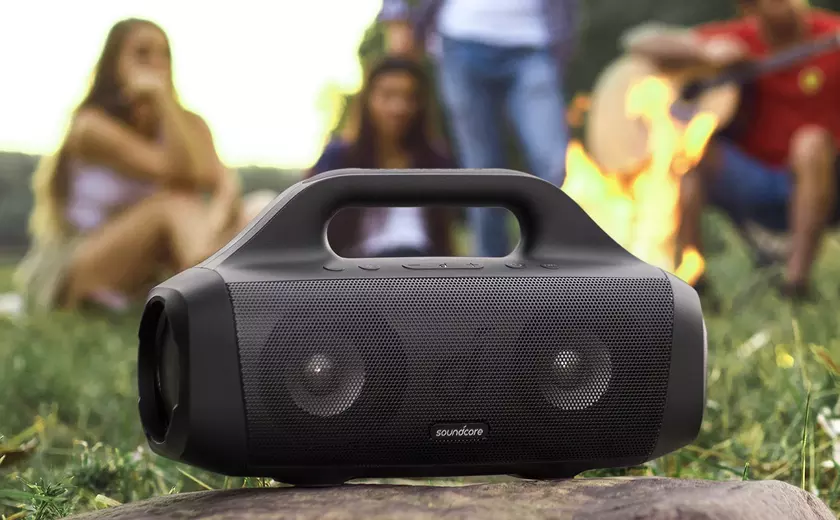 Anker Soundcore Motion Boom: 25-ваттная беспроводная колонка с батареей на 10000 мАч и функцией паэрбанка за $107