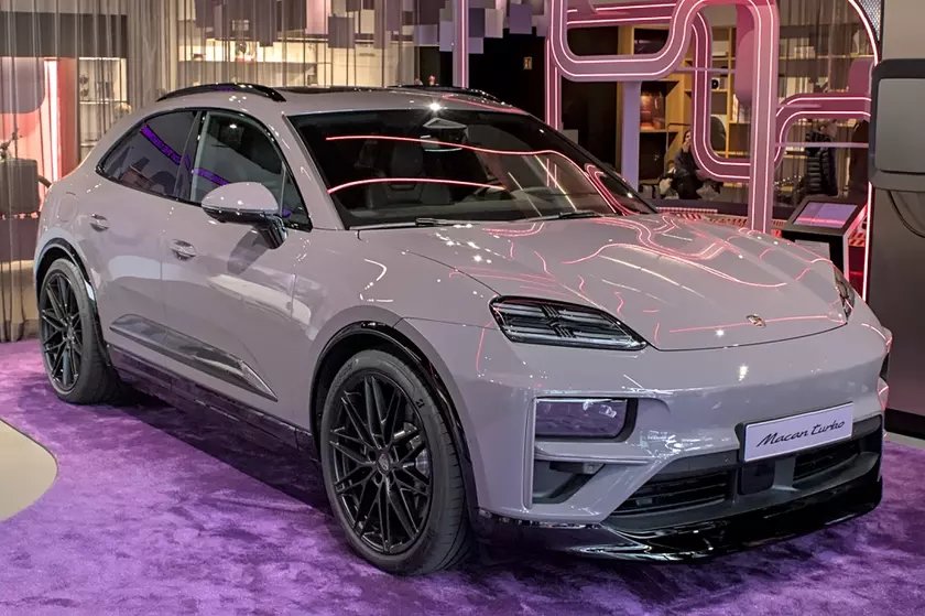 Исследование Porsche Macan: Инновации и Производительность в Современную Эпоху