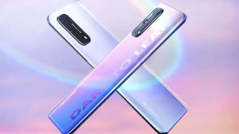 GT — это новый X: Realme закрывает одну из своих серий смартфонов