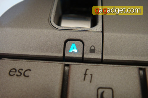 hp_2133_caps.jpg