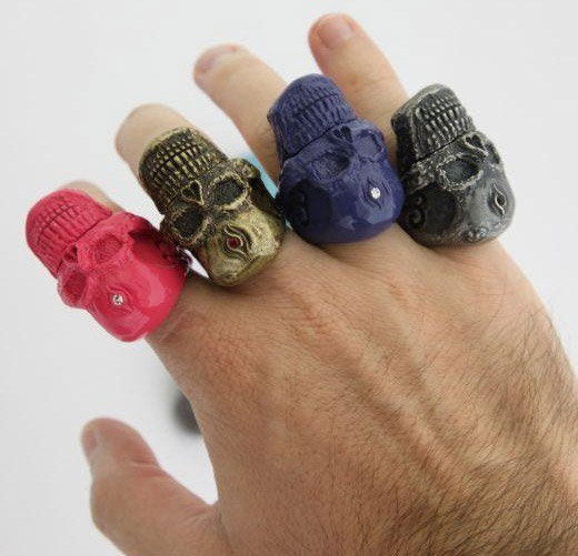 solid-alliance-usb-skull-ring.jpg