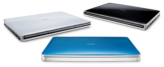 Nokia_Booklet_3G_Group01.jpg