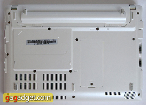 samsung_n120_bottom.jpg