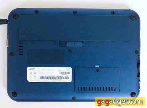 samsung_n310_bottom_0.jpg