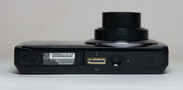 st550_bottom.jpg