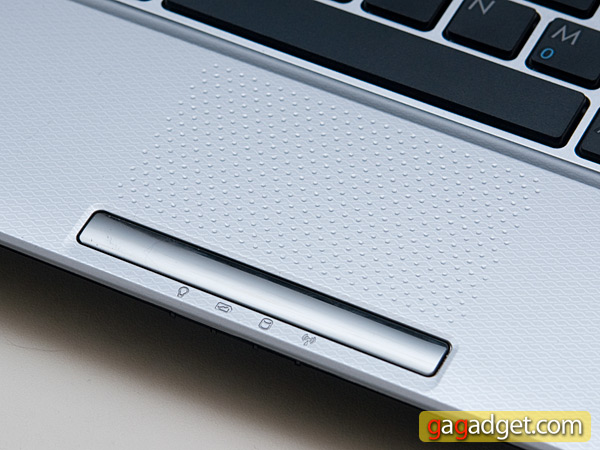ul30vt_touchpad.jpg
