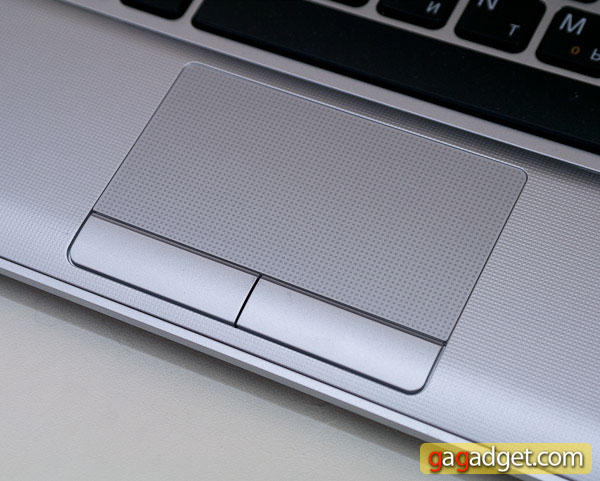 vaio_y_touchpad.jpg