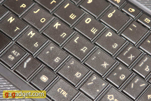 ac100_keyboard1.jpg