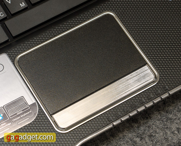 x370_touchpad.jpg