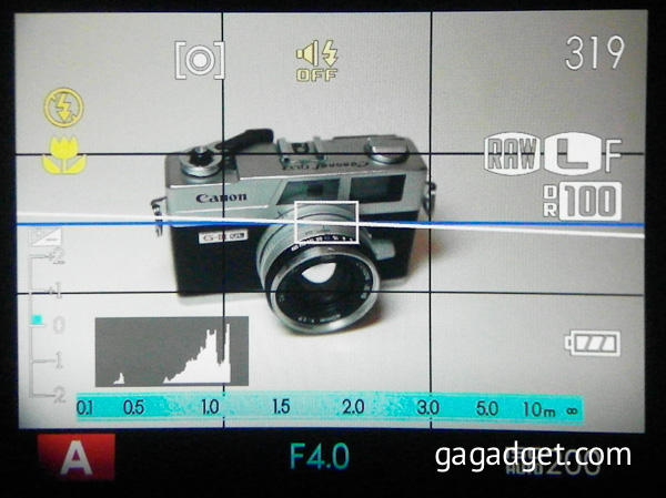 fujifilm_x100-vf1.jpg