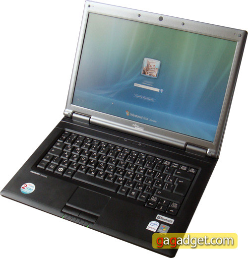 fs_esprimo_m9400_open.jpg
