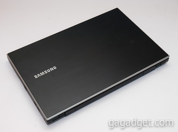 samsung_300v5-2.jpg