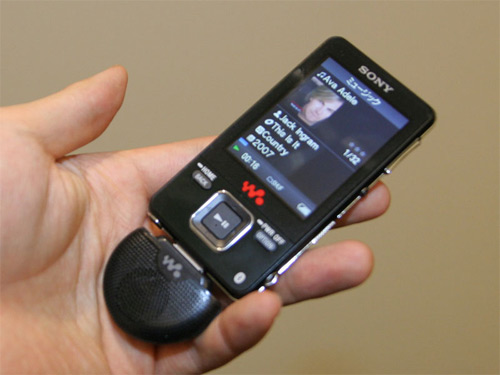 sony_nwz_a820_3.jpg
