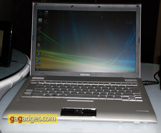 Toshiba_Tecra_A10_1.jpg