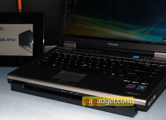 Toshiba_Tecra_M10_1.jpg