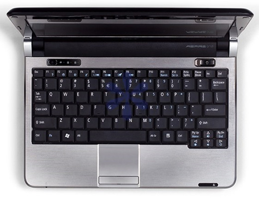 Acer-AspireOne_4.jpg