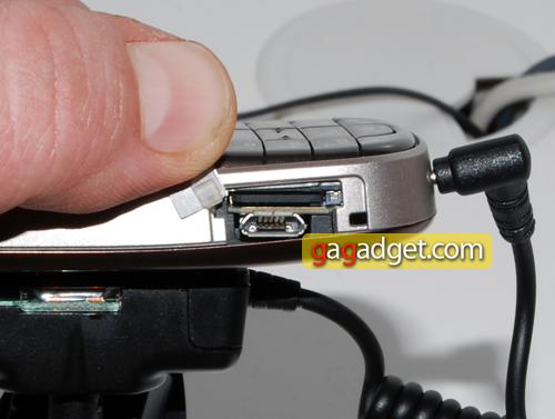Nokia6720classic_4.jpg