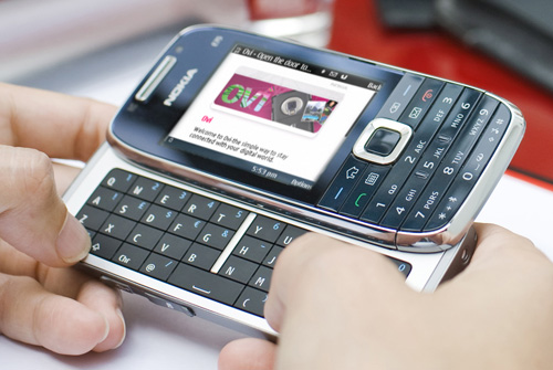 NokiaE75_4.jpg