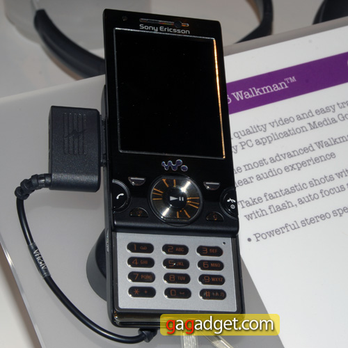 SonyEricssonW995_08.jpg
