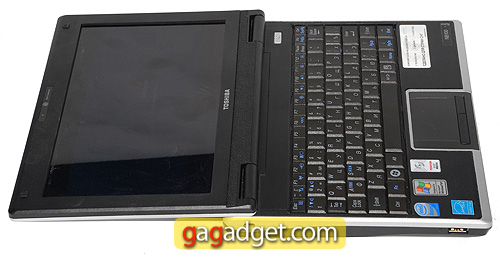 Toshiba-NB100_08.jpg