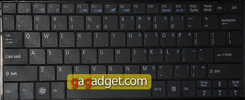 Широкий формат: подробный обзор 11-дюймового нетбука Acer Aspire One 751-27 AcerAspireOne751_key_s.jpg