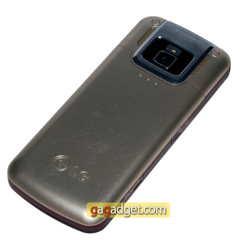 LG_KM330_02.jpg