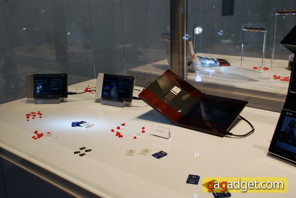 IFA2009_Toshiba_04.jpg