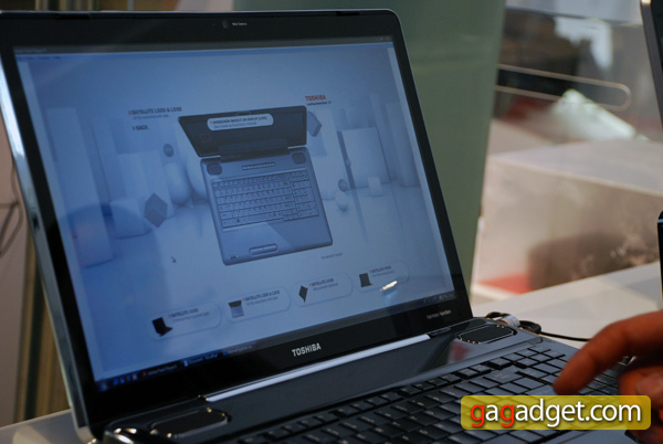 IFA2009_Toshiba_11.jpg