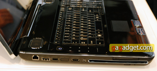 IFA2009_Toshiba_12.jpg