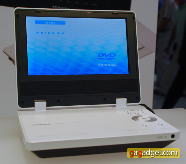 IFA2009_Toshiba_32.jpg